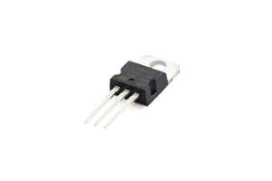 Panduan Komprehensif LM7805: Tugasan PIN, Parameter, dan Aplikasi