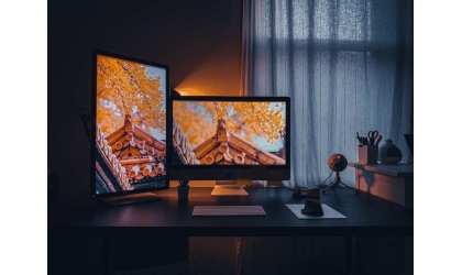 Pada bulan Oktober, harga panel LCD TV bersaiz kecil jatuh sebanyak 3%, menandakan penurunan pertama dalam 13 bulan